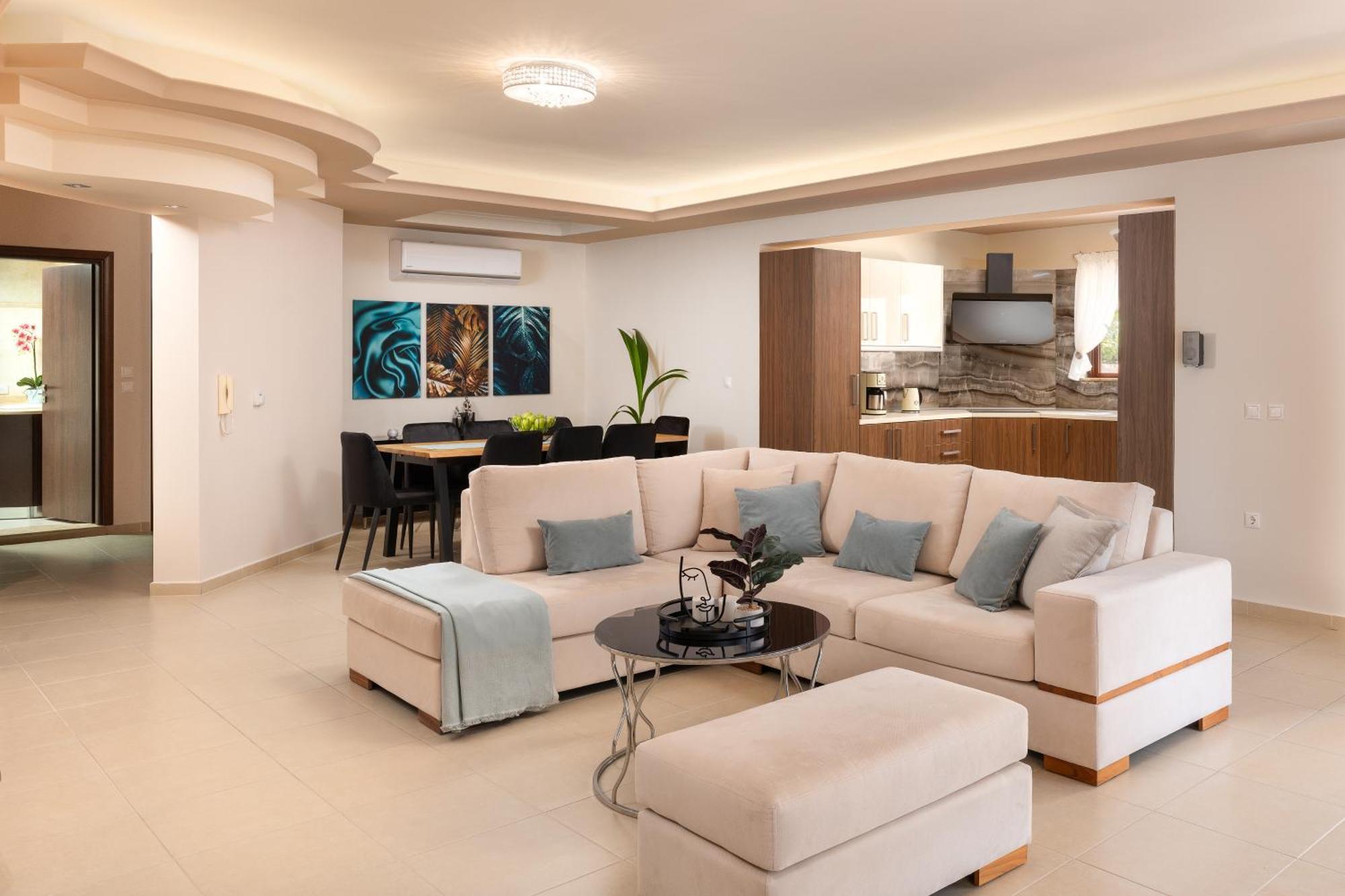 Villa Amarilia House *